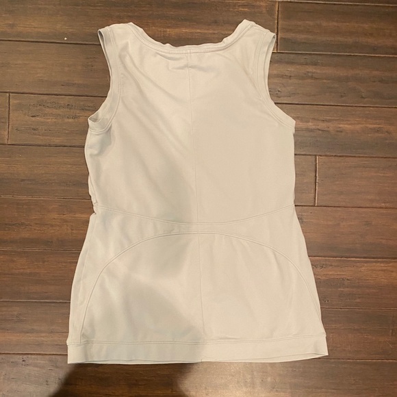Athleta tank top - Picture 2 of 4